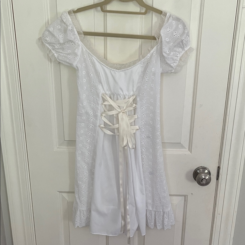 Daisy LTD White Ruffled Lace dress